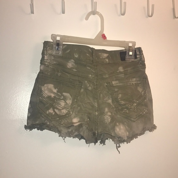 Shorts - Picture 2 of 2